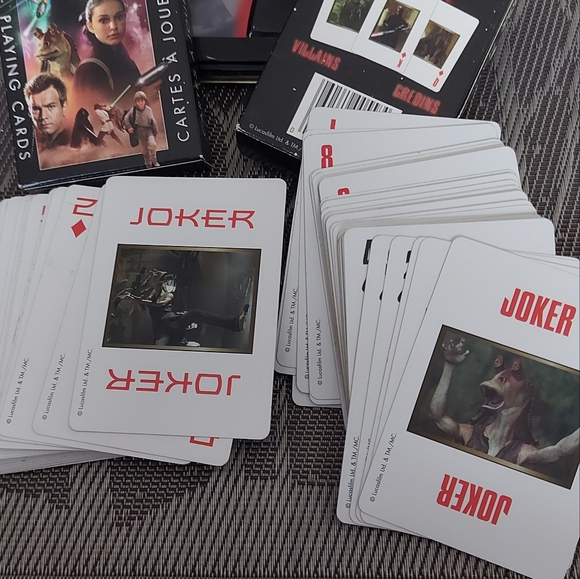 Starwars playing cards & tin - Picture 9 of 15